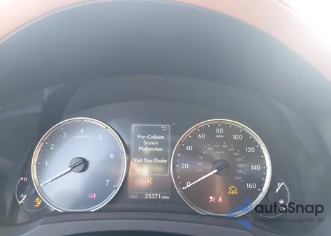 2023 Lexus Is 300 z USA, uszkodzony, nr VIN JTHCA1D22P5123726